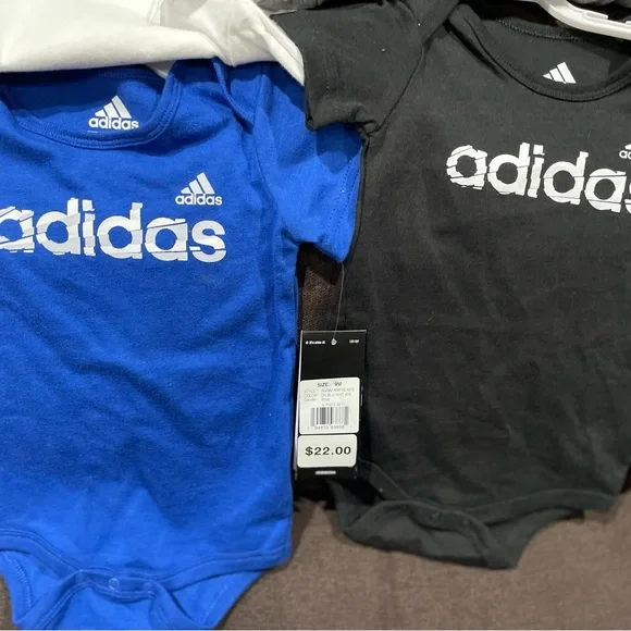 Infant Adidas Onesie 4 pack 9months - Picture 3 of 11